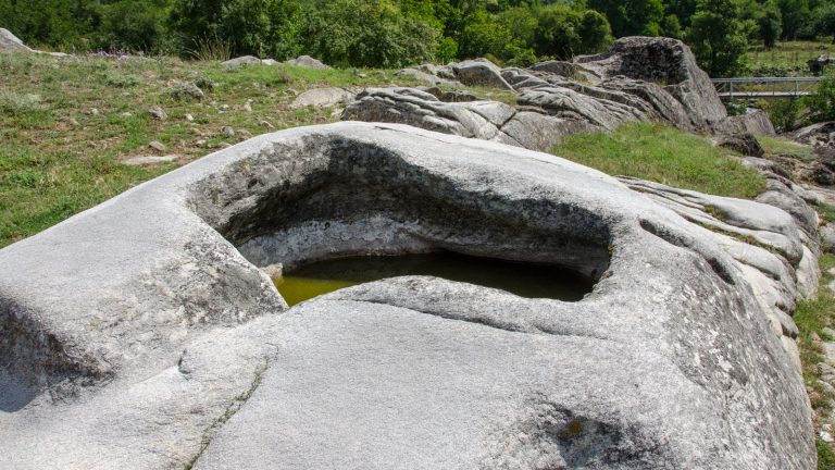 Remains from the complex of Roman cottages in village Gradeshnica