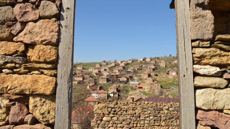 Budimirci Village - Mariovo