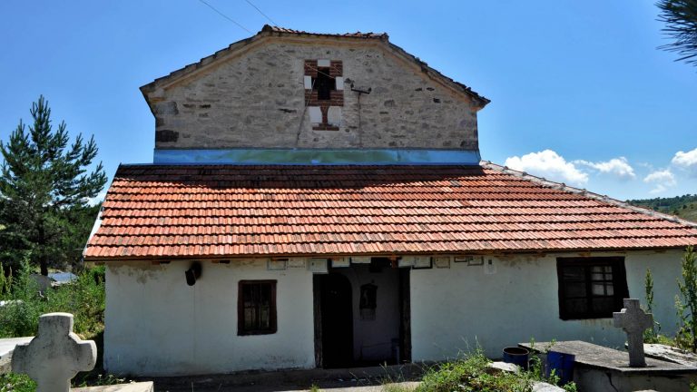 Church St. Mary, village Staravina